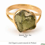 Inel elegant cu Moldavit Brut – Argint 925 Placat Aur 18K, M9.5/61- Protectie si Crestere Interioara