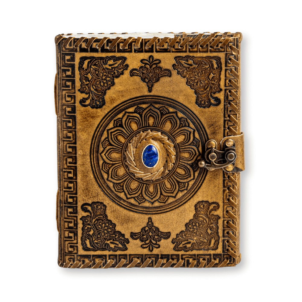 Jurnal din piele naturala autentic cu coperta gravata si piatra naturala Lapis Lazuli si hartie bumbac galbena