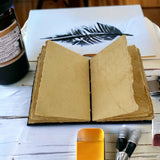 Jurnal vintage pentru magie model "Book of Shadow" cu 7 pietre pentru cele 7 chakre - Jurnal cu inchidere cu lacat, handmade din piele vintage 20x15 cm
