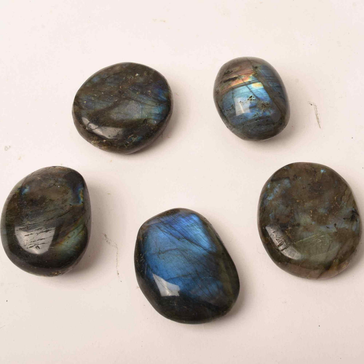 Piatra 4-5 cm de Masaj si Meditatie Labradorit pentru Palma Marime de Buzunar, Pentru Echilibrarea Naturala a Chakrelor, Vindecare Reiki si Grila Cristalina