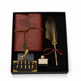 Set Stilou cu Penita si Pana Aurie in Cutie Cadou – Eleganta Vintage si Inspiratie pentru Scris