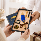 Set Stilou cu Penita si Pana Albastru-Auriu – Cadou Elegant pentru Scris Creativ